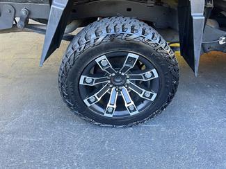 2005 Toyota Hilux - Thumbnail