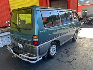 1996 Mitsubishi l300 - Thumbnail
