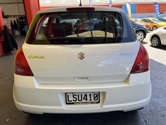 2007 Suzuki Swift - Thumbnail