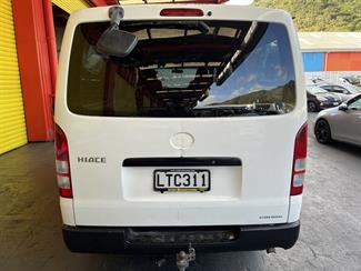 2013 Toyota Hiace - Thumbnail