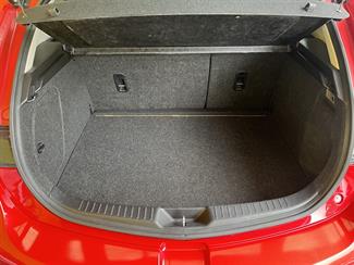 2010 Mazda Axela - Thumbnail