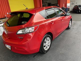 2010 Mazda Axela - Thumbnail