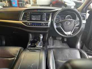 2012 Volkswagen Golf - Thumbnail