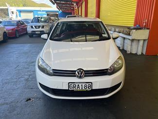 2012 Volkswagen Golf - Thumbnail