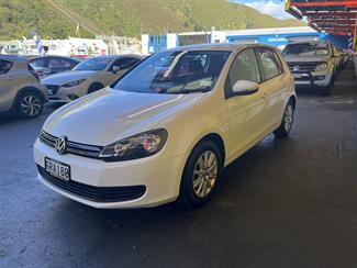 2012 Volkswagen Golf - Thumbnail