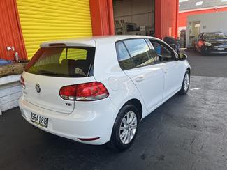 2012 Volkswagen Golf - Thumbnail