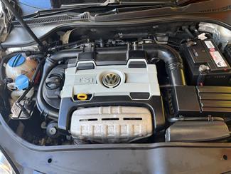 2008 Volkswagen Golf - Thumbnail