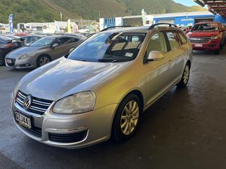 2008 Volkswagen Golf - Thumbnail