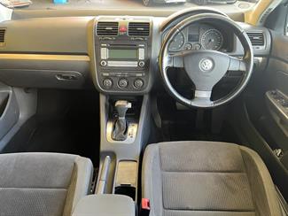 2008 Volkswagen Golf - Thumbnail