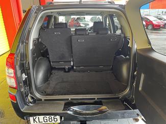 2009 Suzuki Escudo - Thumbnail