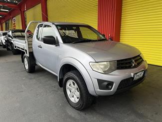 2011 Mitsubishi Triton