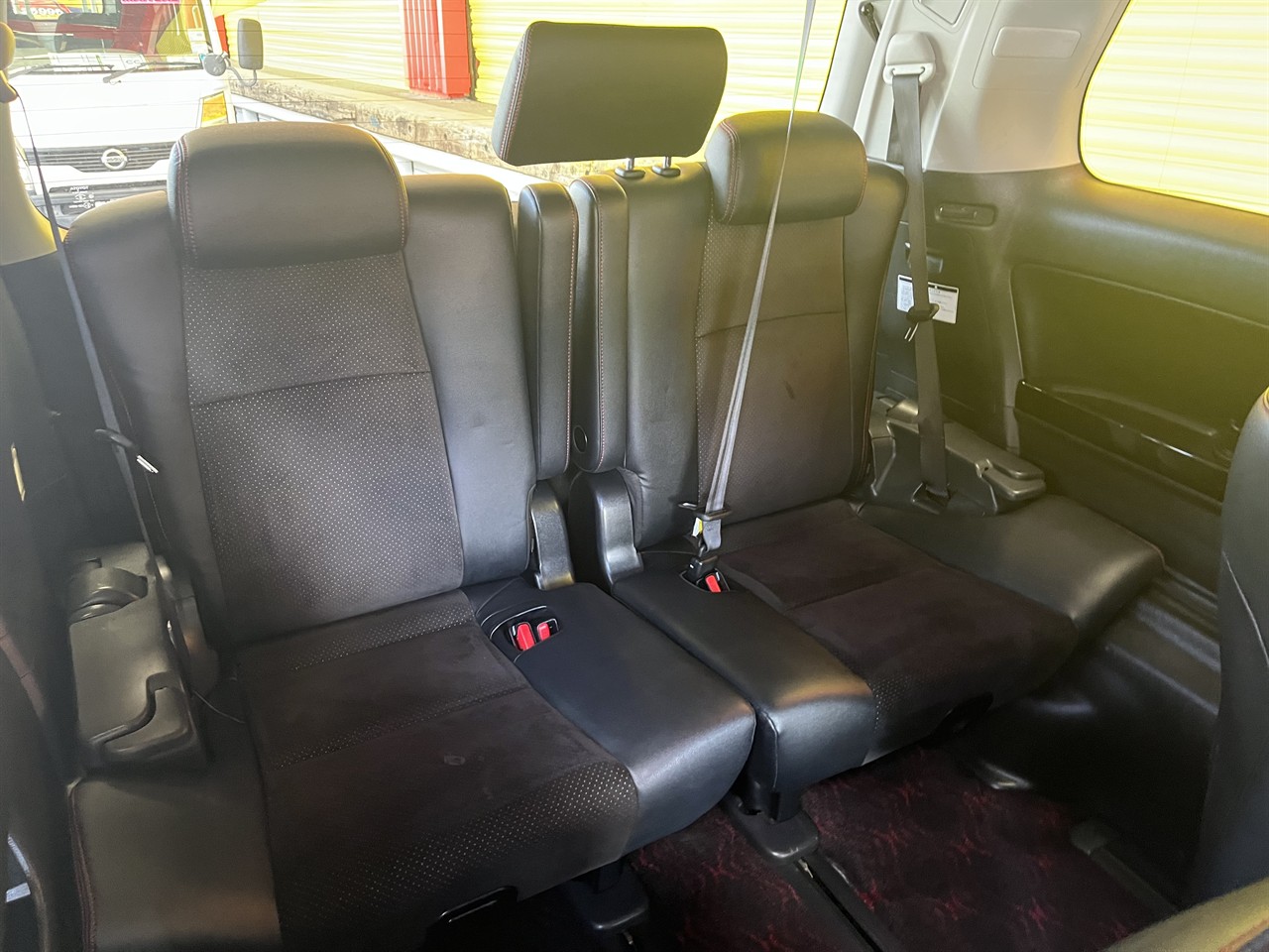 2012 Toyota Vellfire