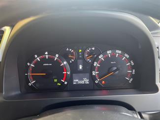 2012 Toyota Vellfire - Thumbnail