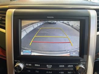 2012 Toyota Vellfire - Thumbnail