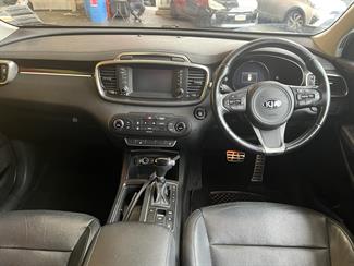 2016 Kia Sorento - Thumbnail