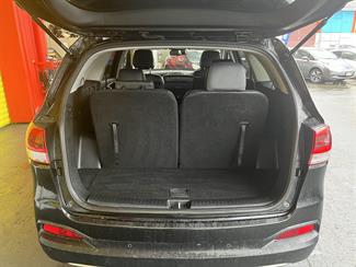 2016 Kia Sorento - Thumbnail