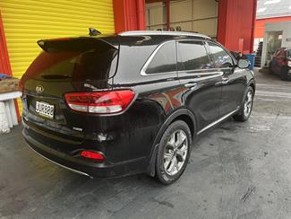 2016 Kia Sorento - Thumbnail