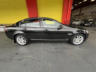 2011 Holden Commodore - Thumbnail