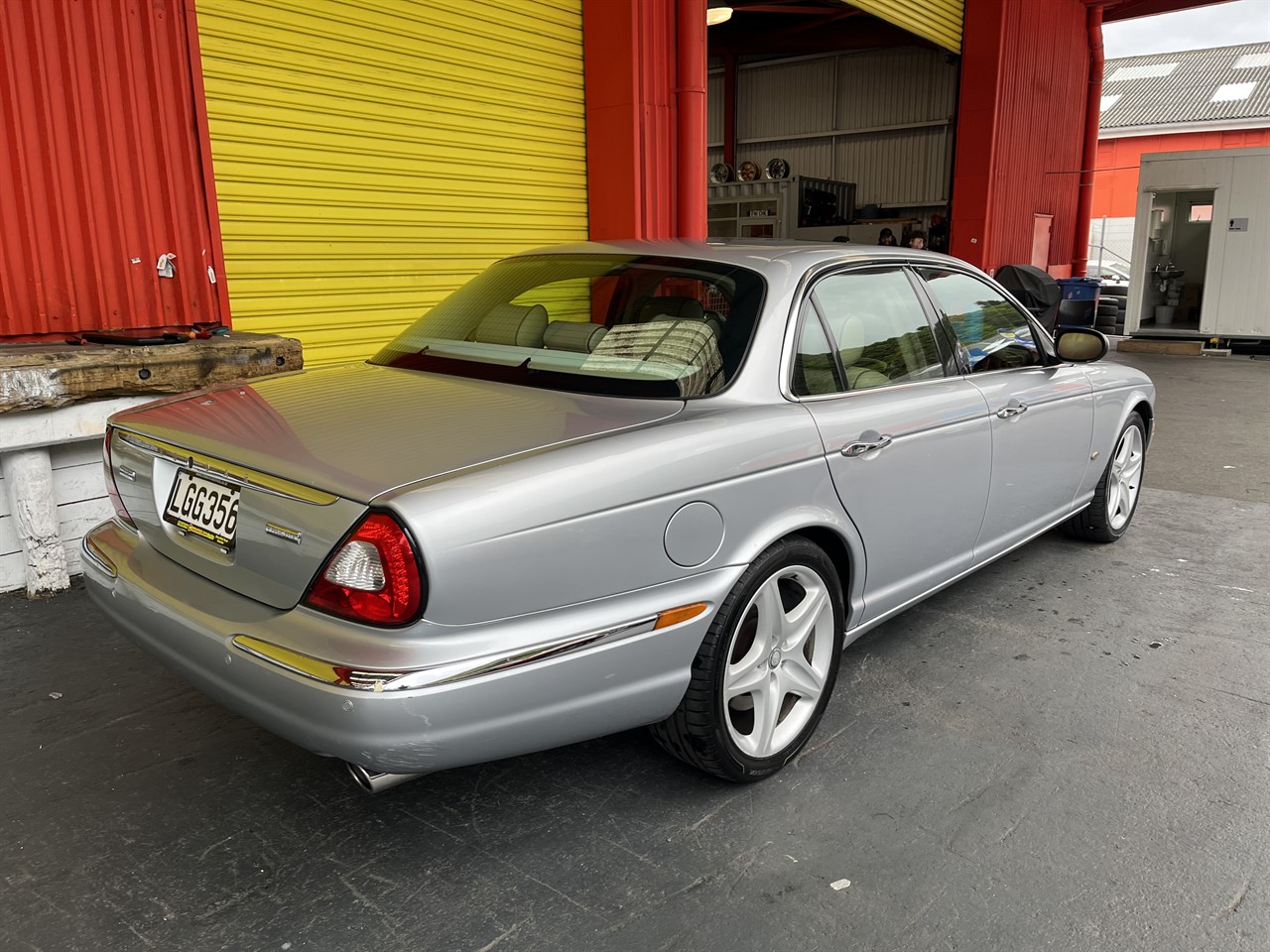 2007 Jaguar XJ8