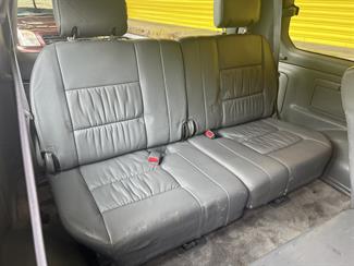 2000 Toyota Landcruiser - Thumbnail