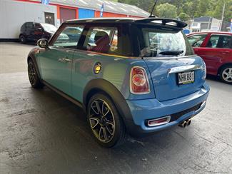 2013 BMW MINI - Thumbnail