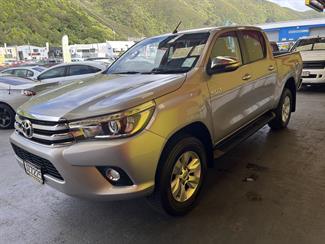 2016 Toyota Hilux - Thumbnail