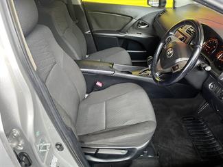 2011 Toyota Avensis - Thumbnail
