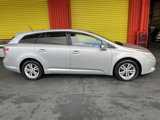 2011 Toyota Avensis - Thumbnail