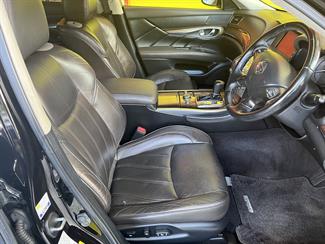 2010 Nissan Fuga - Thumbnail
