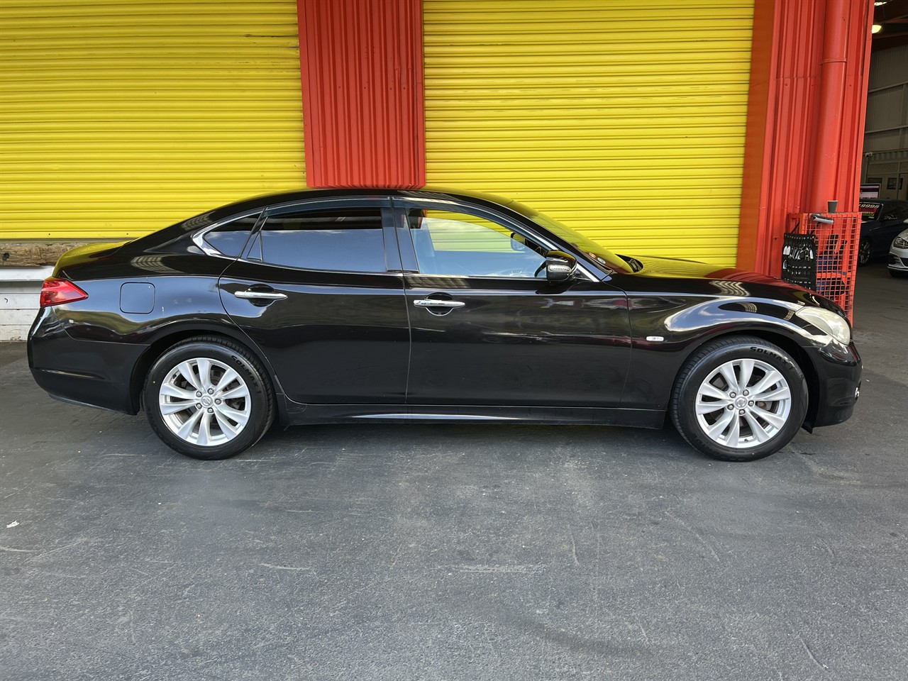 2010 Nissan Fuga