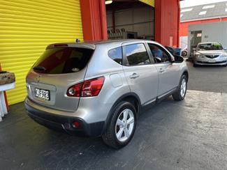 2009 Nissan Dualis - Thumbnail