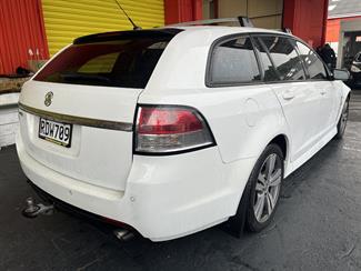2015 Holden Commodore - Thumbnail