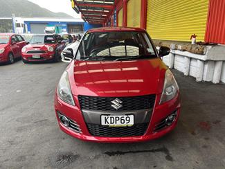 2013 Suzuki Swift - Thumbnail