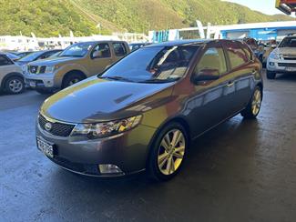 2010 Kia Cerato - Thumbnail