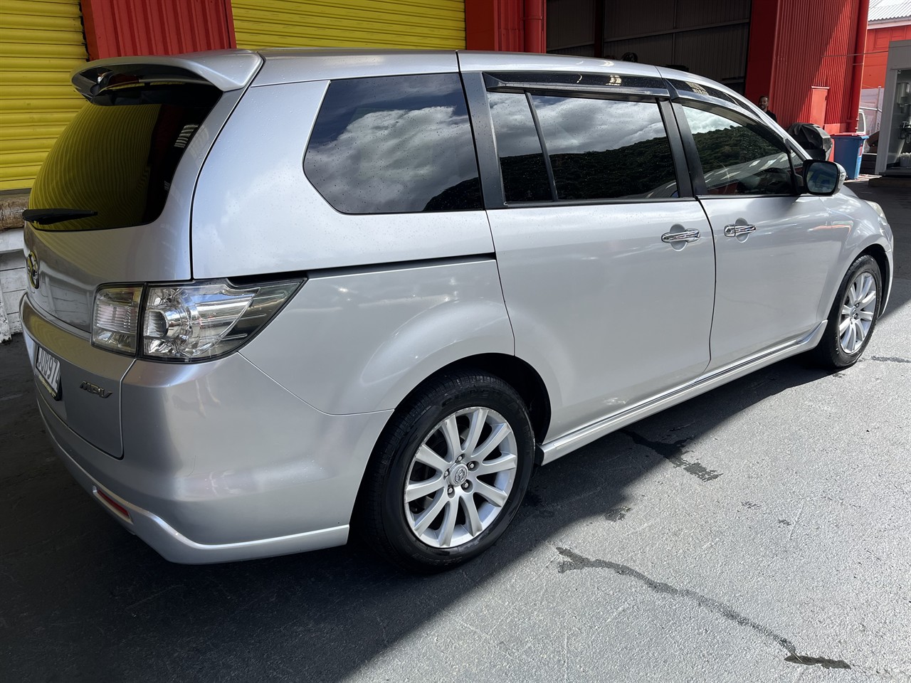 2007 Mazda MPV