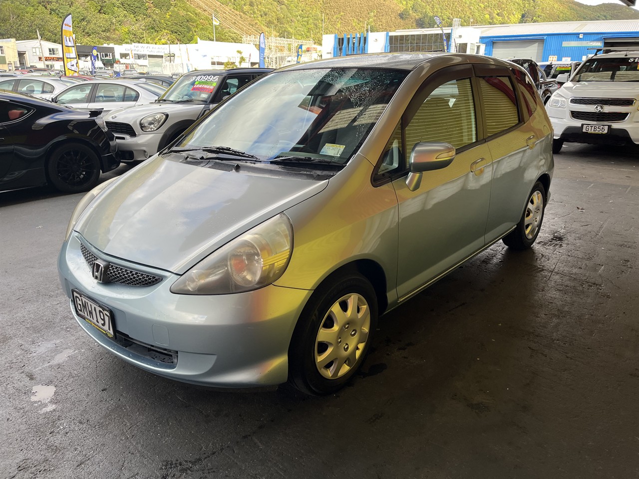 2004 Honda Fit