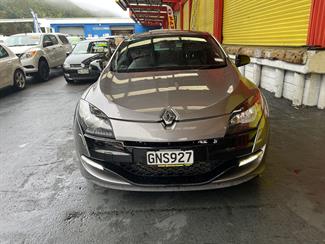 2012 Renault Megane - Thumbnail