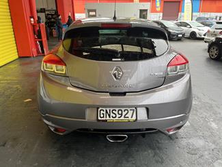 2012 Renault Megane - Thumbnail