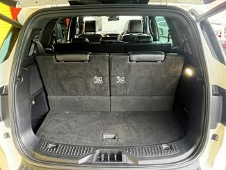 2019 Ford Everest - Thumbnail