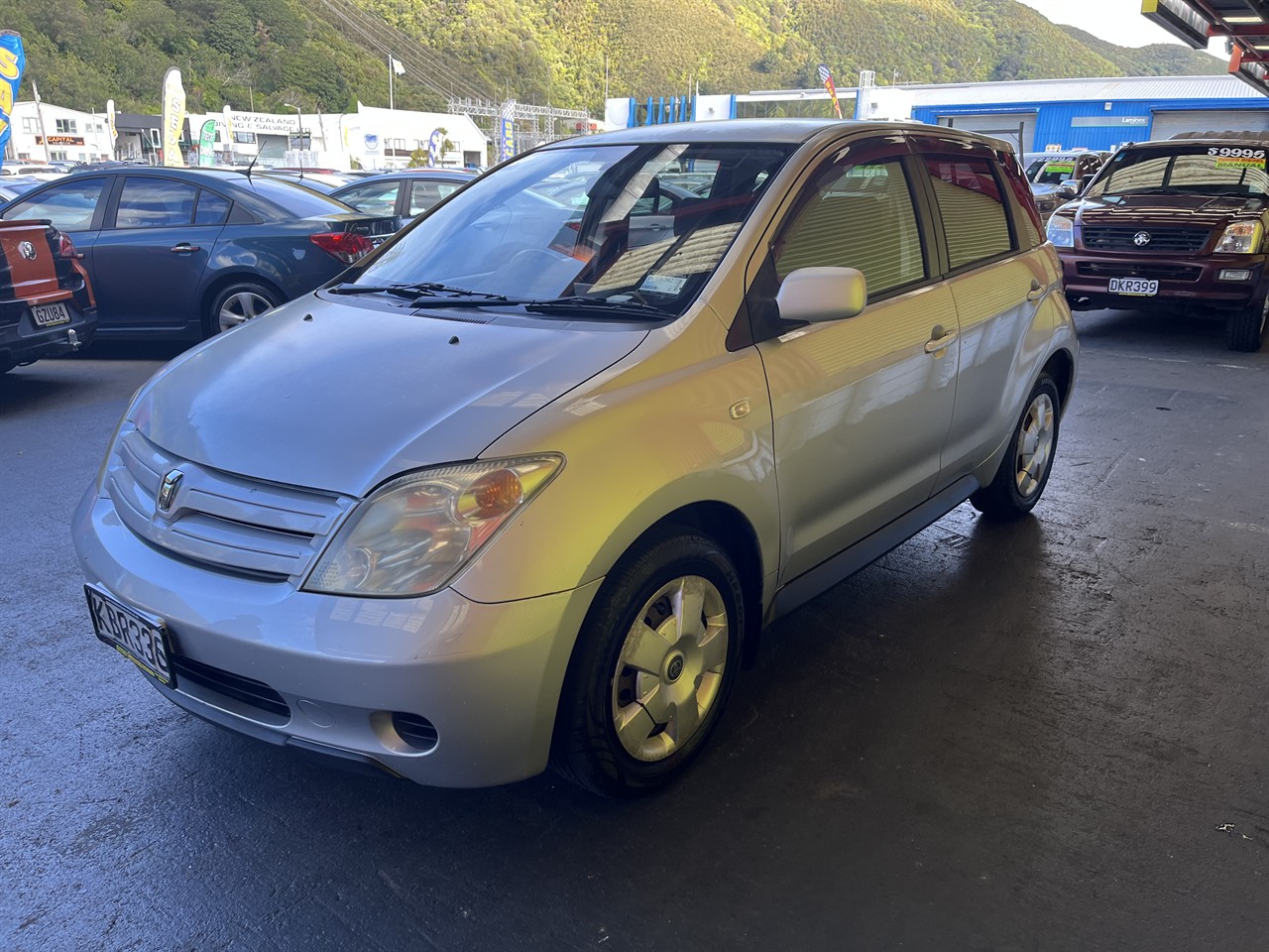 2004 Toyota IST