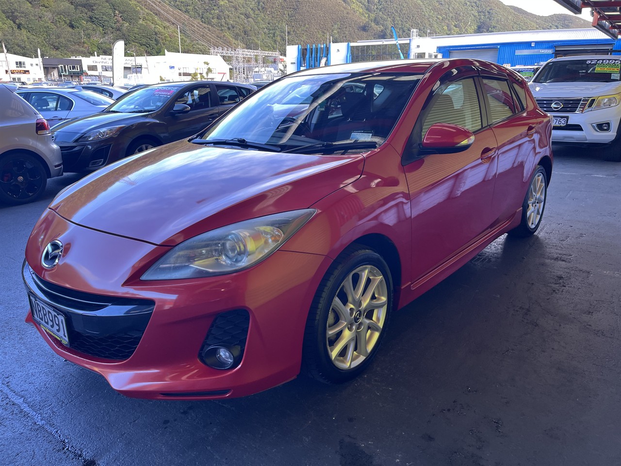 2013 Mazda Axela