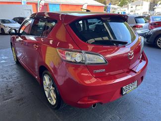 2013 Mazda Axela - Thumbnail