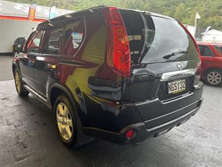 2010 Nissan X-Trail - Thumbnail
