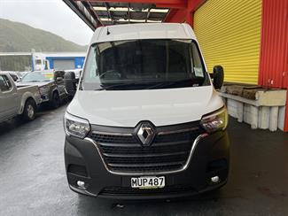 2020 Renault Master - Thumbnail