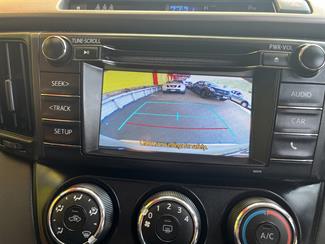 2016 Toyota RAV4 - Thumbnail