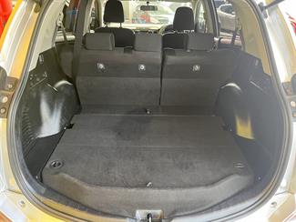 2016 Toyota RAV4 - Thumbnail