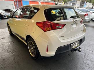 2014 Toyota Corolla - Thumbnail