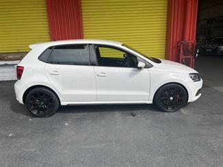 2014 Volkswagen Polo - Thumbnail