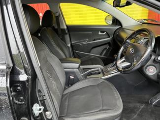 2013 Kia Sportage - Thumbnail