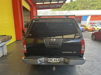 2015 Nissan Navara - Thumbnail